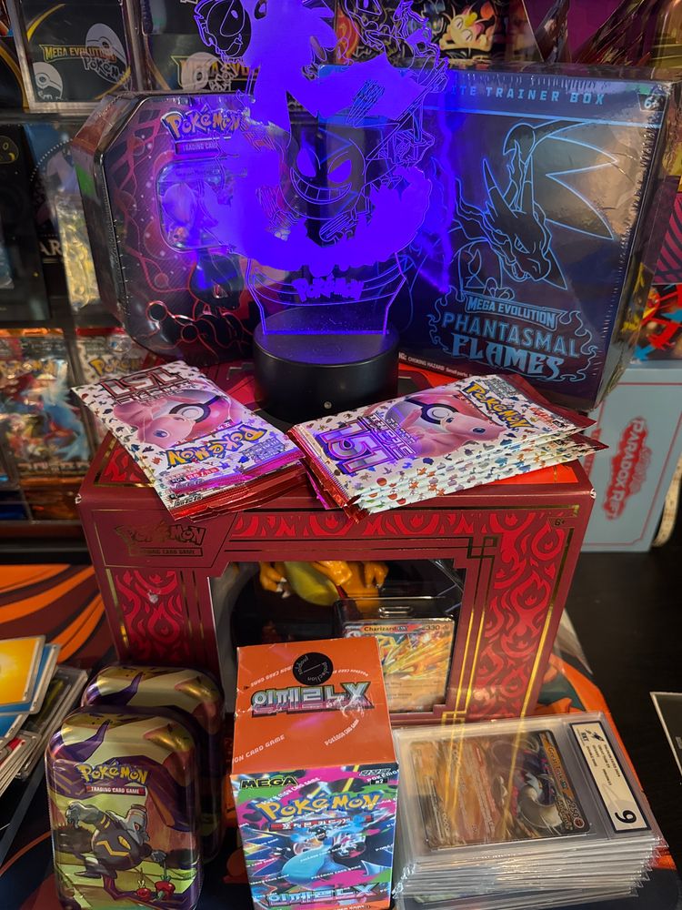 Raffled up charNzard mega loot box 🧃🧃🧃🧃🧃