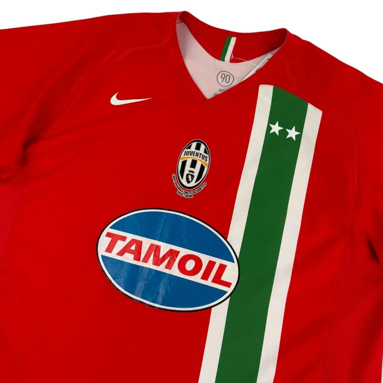Juventus 2005 Away Shirt (L) image 3