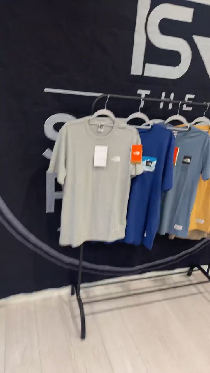 The North Face Graphic T-Shirt obraz 1
