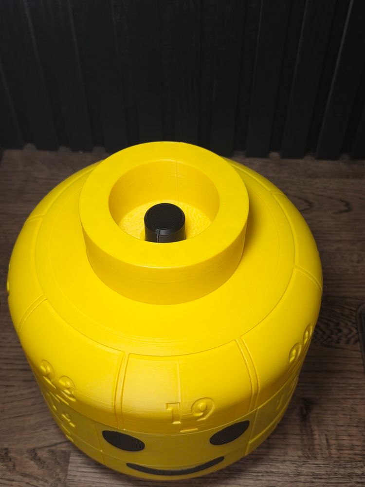 3D-printed Brick Man Head Advent Calendar image 7