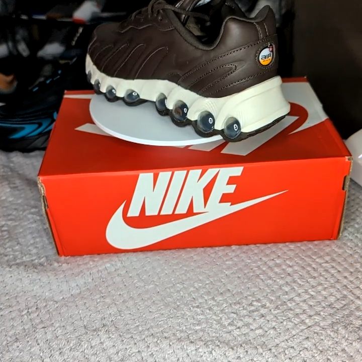 Nike Air Max DN8 brown - uk 4 / 7 / 10 image 1