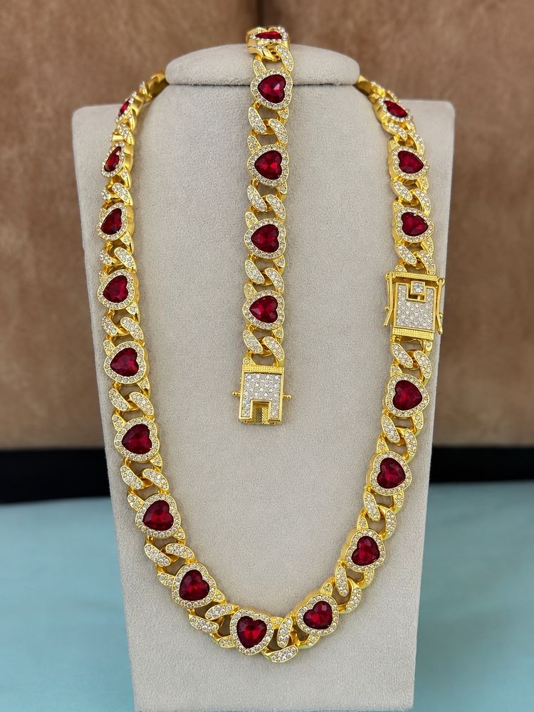 Set Gold-Tone Necklace And Bracelet Set With Red Heart Accents product image