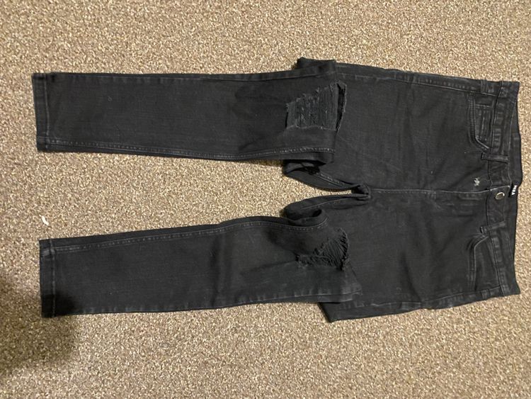 Immagine di Hera Black Men'S Ripped Knee Jeans 7