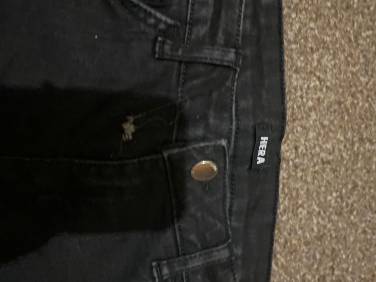 Immagine di Hera Black Men'S Ripped Knee Jeans 5