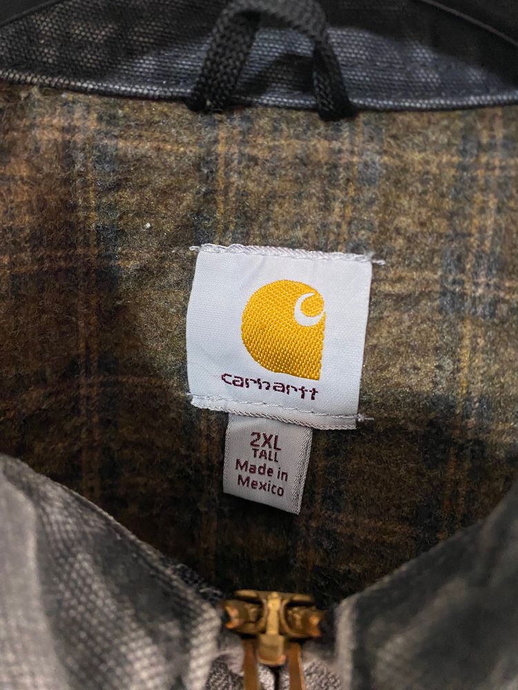 Detroit Jacket J97 GVL Carhartt USA size XXL Tall with patch on the front and back, used in excellent condition. image 3