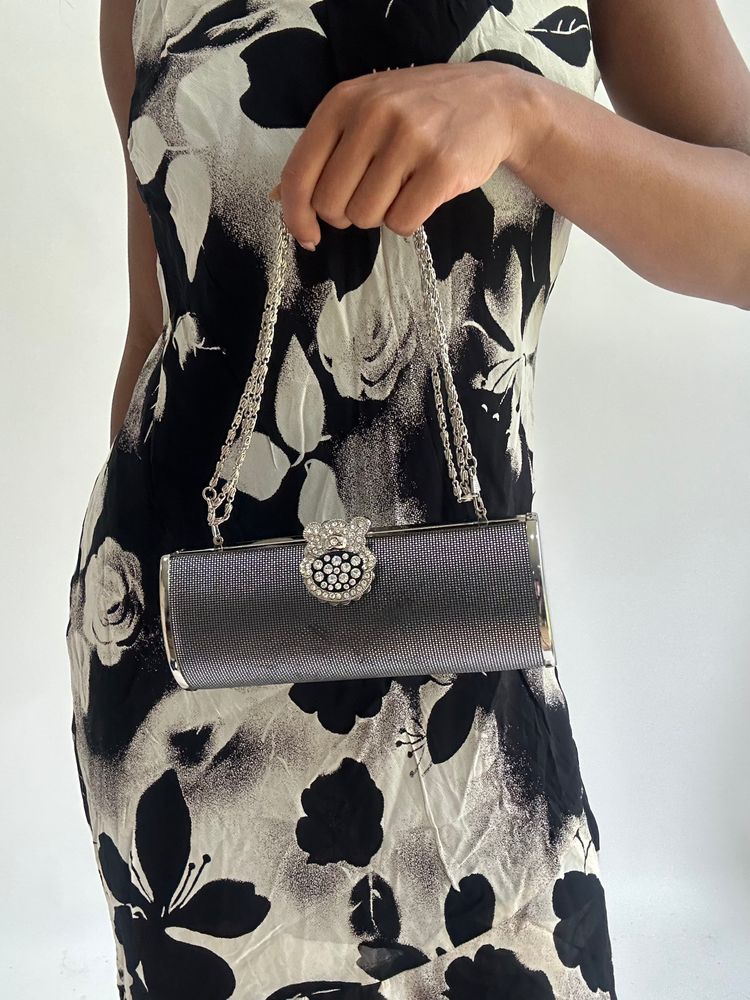wedding guest drop | silver clutch chain bag 4