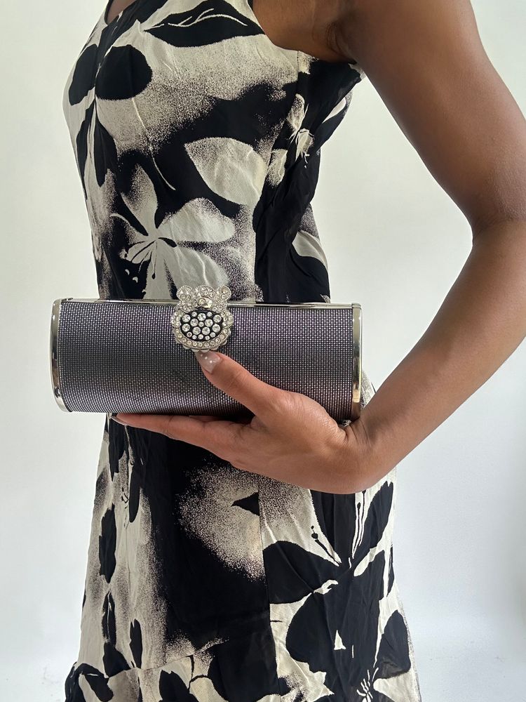 wedding guest drop | silver clutch chain bag 9