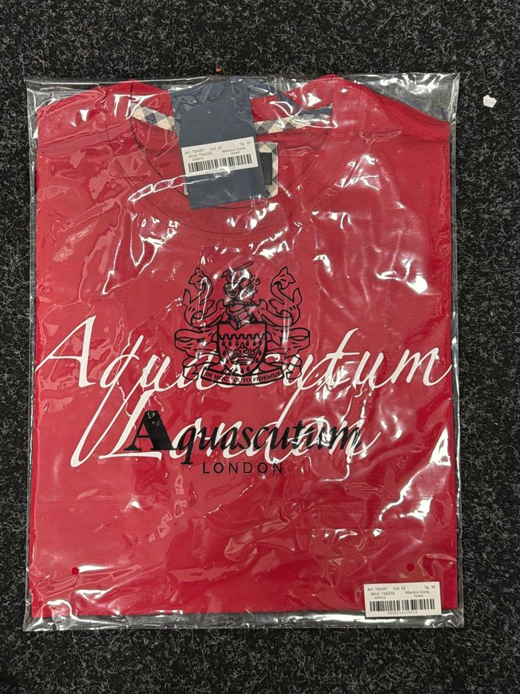 (44) TSA316 Aquascutum Red Shirt