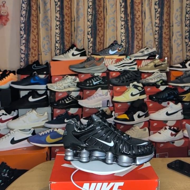 Nike Shox TL- half box image 1