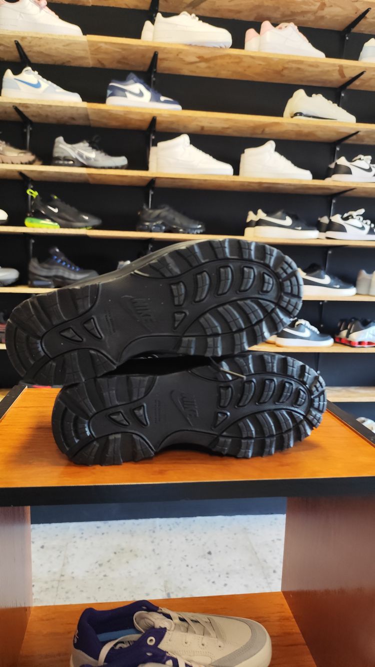 Nike Manoa image 4