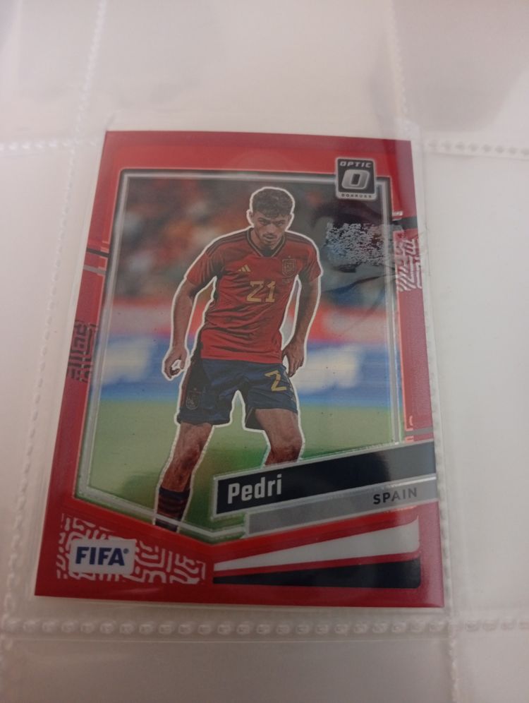 Ref A1-P22. Pedri. España. Donruss FIFA. Optic red /299