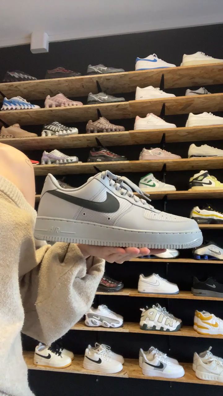Nike Air Force 1 image 1