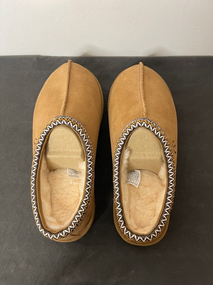 UGG Tasman Slippers - UK 7 / EU 40 (S/N 5955)  2