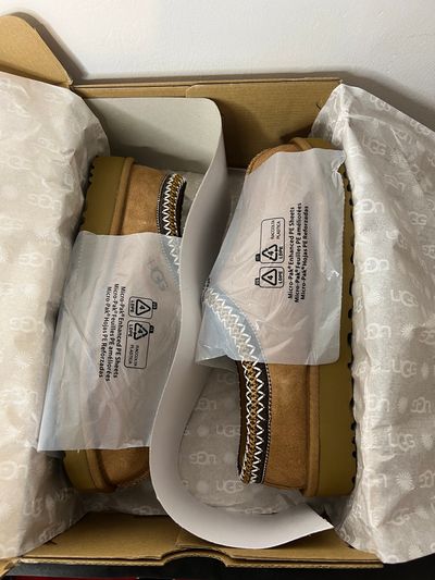 UGG Tasman Slippers - UK 7 / EU 40 (S/N 5955) 8