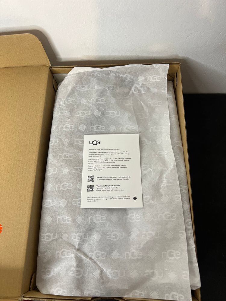 UGG Tasman Slippers - UK 7 / EU 40 (S/N 5955) 9