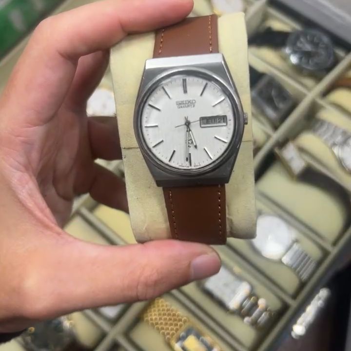 Seiko Quartz - Watches image 1