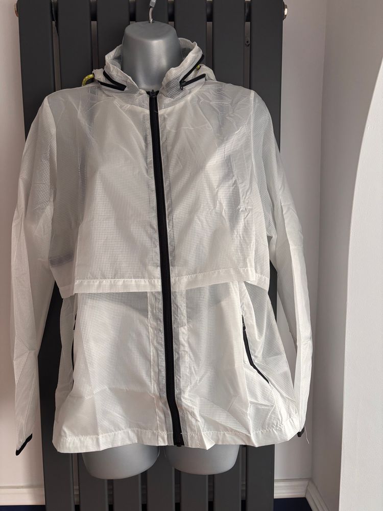 white ultra lightweight hooded jacket, zip away hood