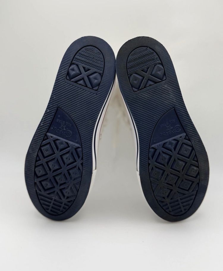 Converse High-Top Sneakers uk 4 image 3