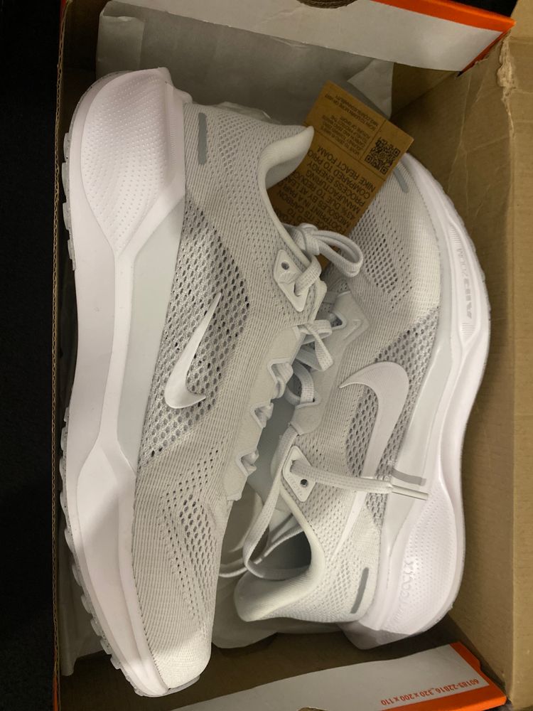 Nike White Running Shoes