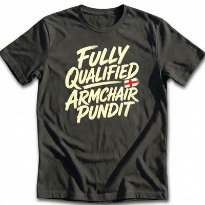 Fully Qualified Armchair Pundit Football T-Shirt EU 1