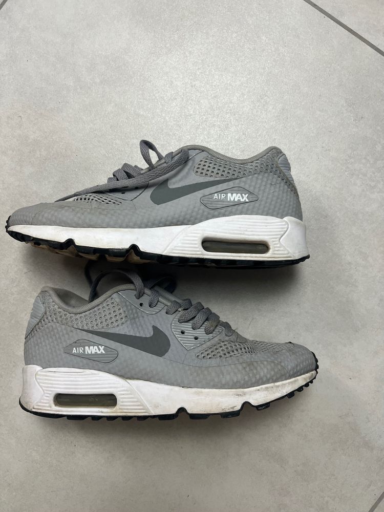 Nike Air Max Sneakers