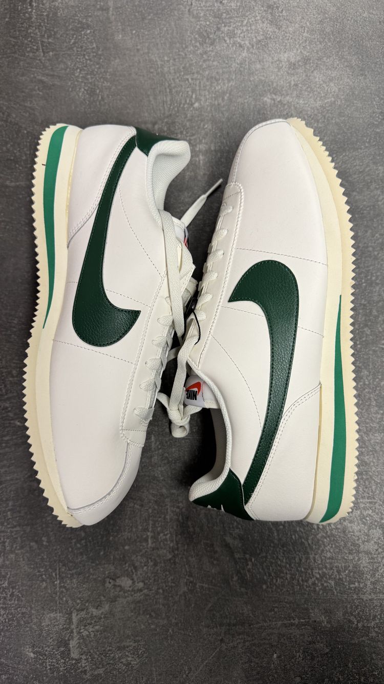 Nike Nike White And Green Sneakers product image