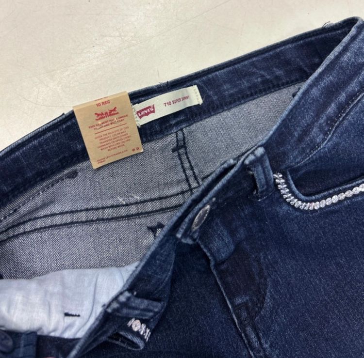 Levi'S 710 Super Skinny Jeans image 3