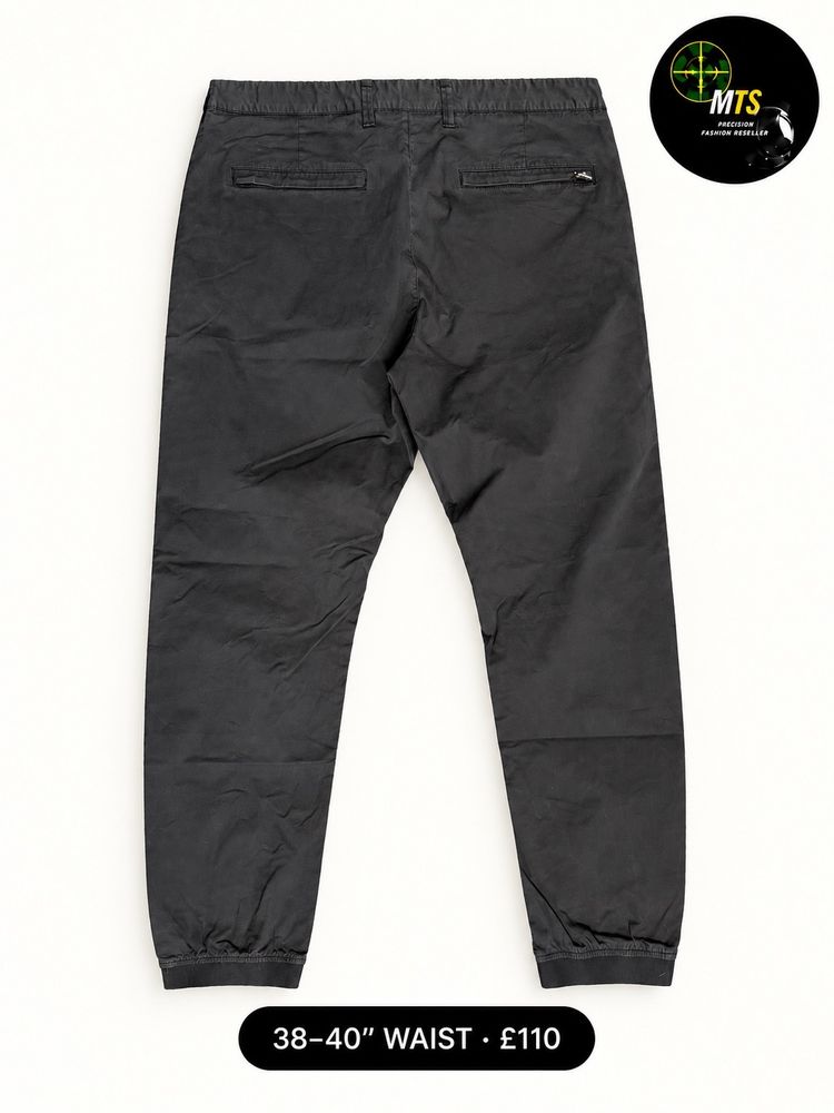 Immagine di 2203 Stone Island stellina cargos 38-40” waist 2
