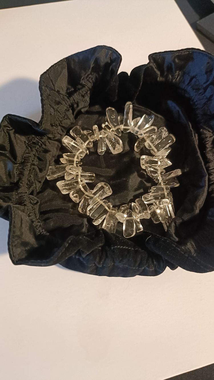 Clear Crystal Chip Bracelet With Black Pouch 6