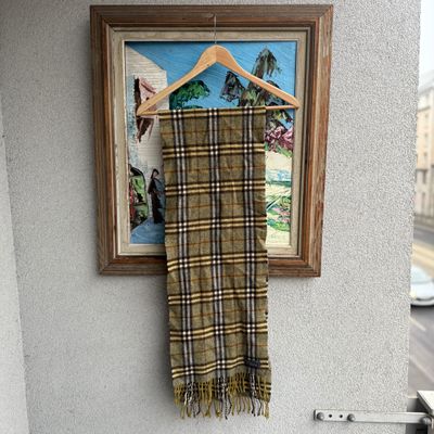Burberrys Lambswool Scarf