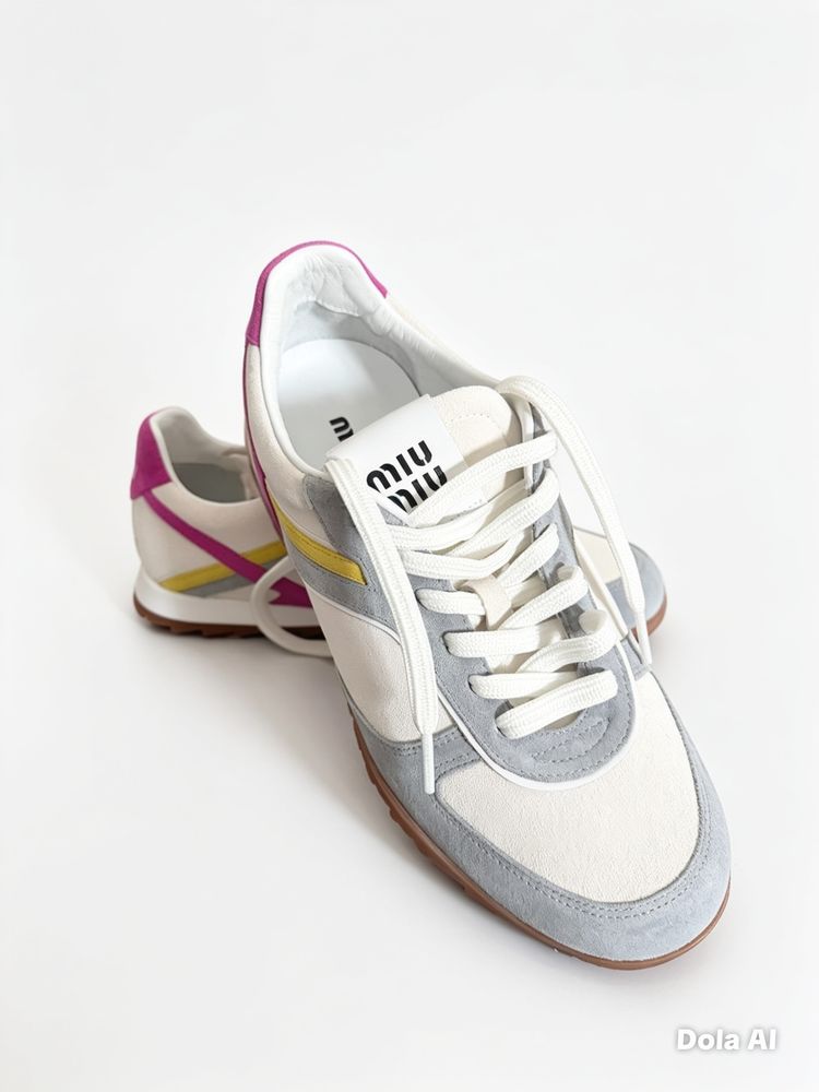 Immagine di Miu Miu Sneakers Authentic 3