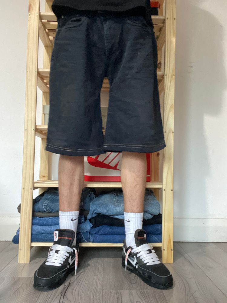 32W Vintage Baggy Hemmed Calvin Klein Jorts  image 4