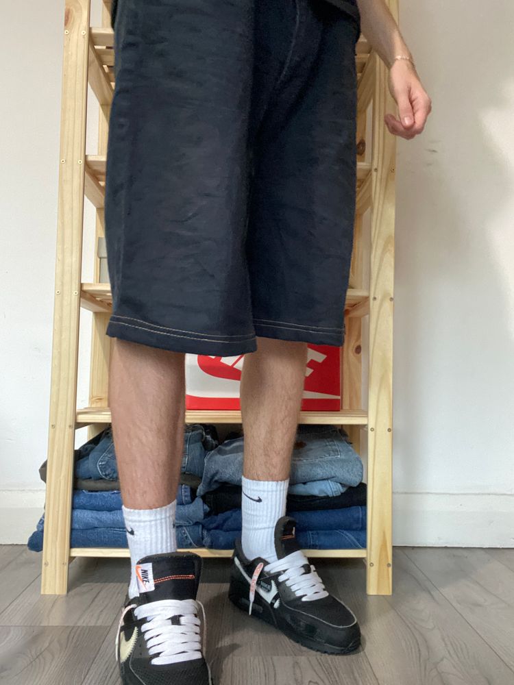 32W Vintage Baggy Hemmed Calvin Klein Jorts  image 8