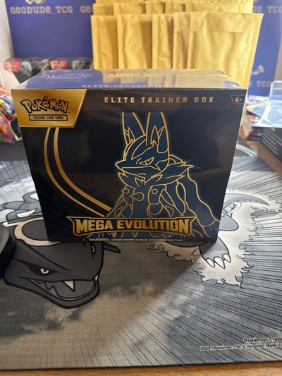 Elite Trainer Box Mega Evolution (Lucario)