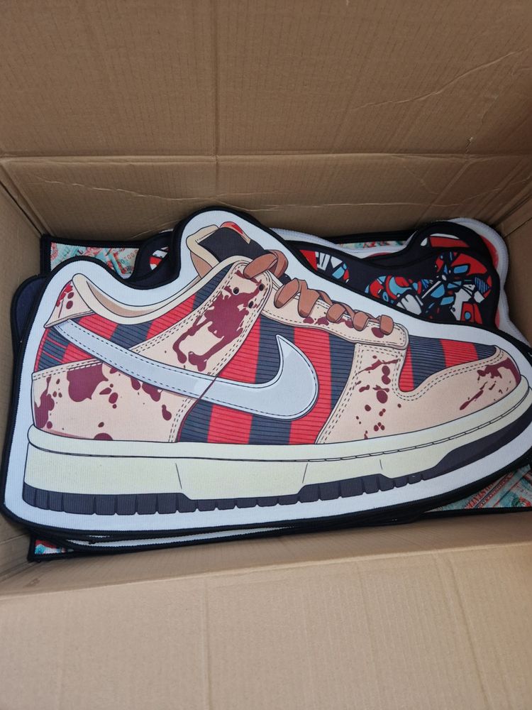 Sneaker-Shaped Floor Mats
