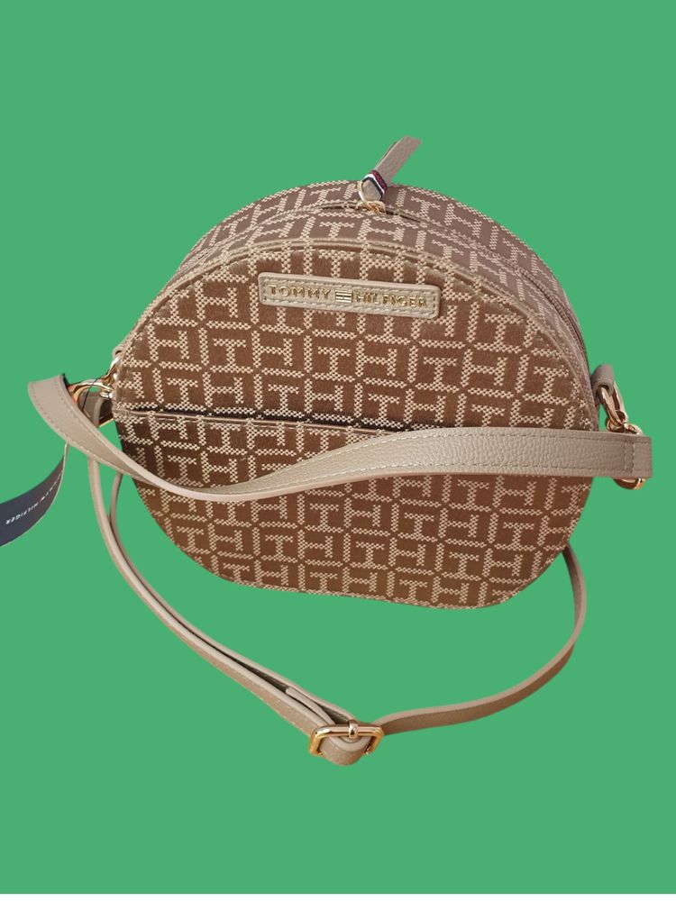 Tommy Hilfiger Tommy Hilfiger Round Crossbody Bag product image