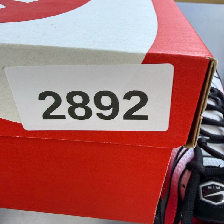 Nike Air Max Plus TN Size UK 7.5 Pure Platinum University Red Men's DM0032-017 obraz 6