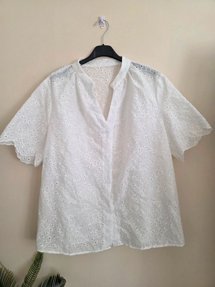 Shein Curve White Broderie Anglaise Eyelet Lace Short Sleeve Shirt (Size 0XL / UK 14-16) 🌸 image 1