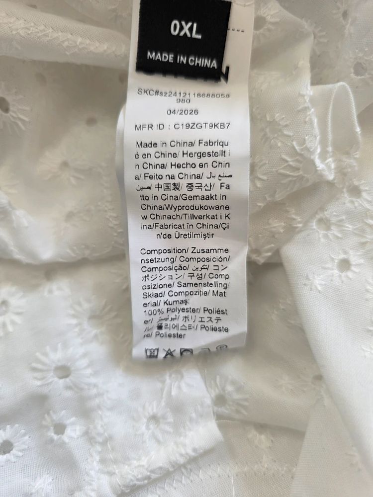 Shein Curve White Broderie Anglaise Eyelet Lace Short Sleeve Shirt (Size 0XL / UK 14-16) 🌸 image 5