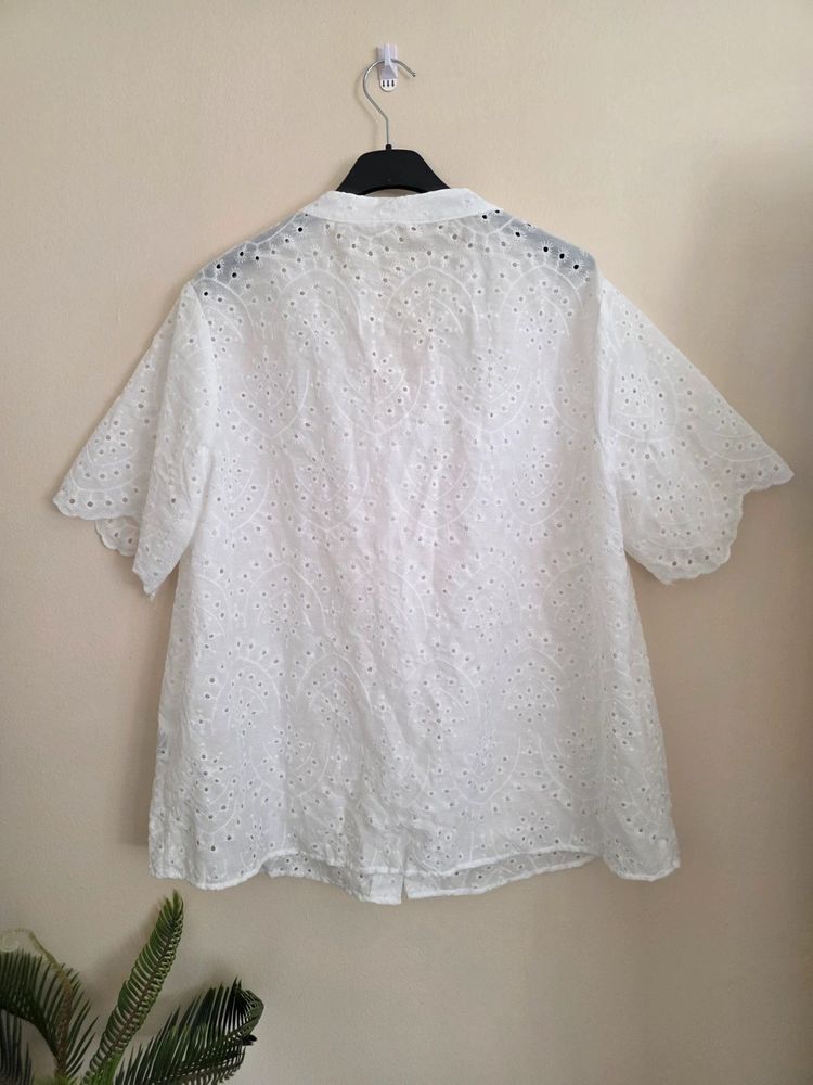 Shein Curve White Broderie Anglaise Eyelet Lace Short Sleeve Shirt (Size 0XL / UK 14-16) 🌸 image 2