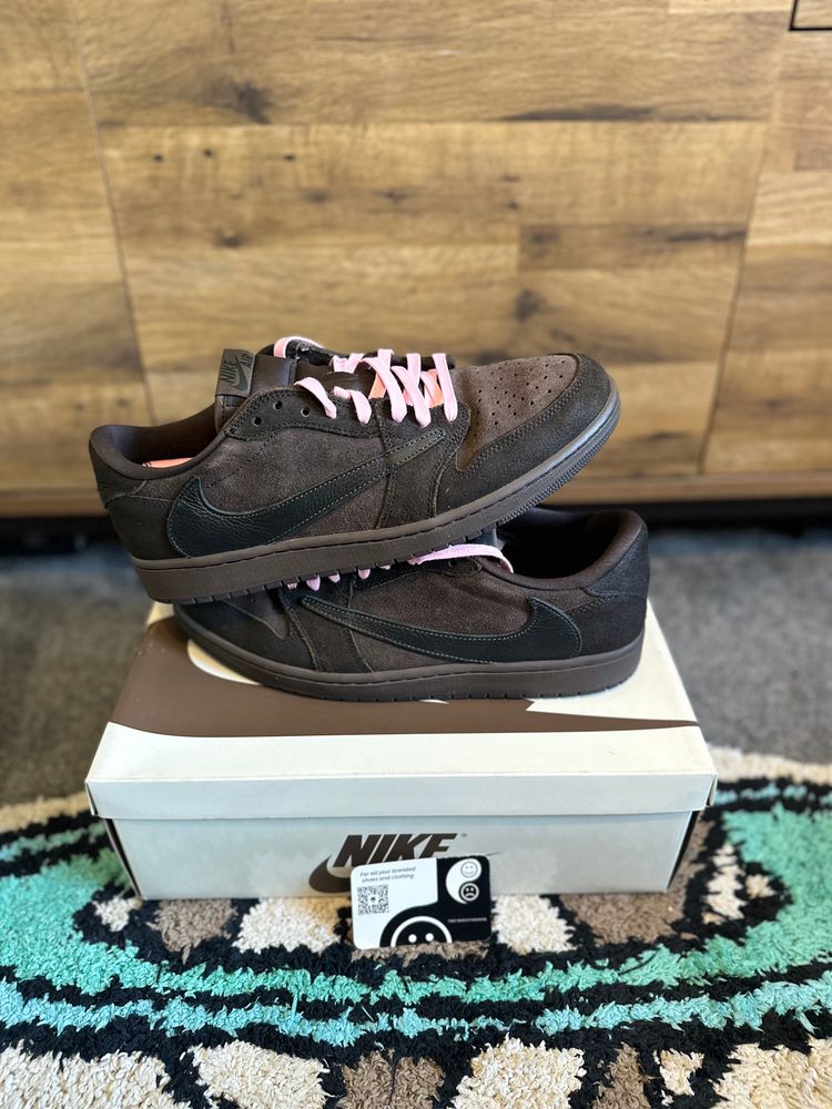 Nike Air Jordan 1 Travis Scott “Velvet Brown” U.K. 11 image 2