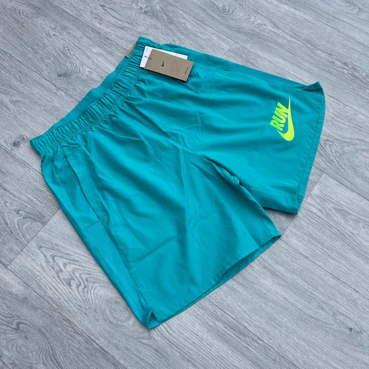 Nike Dri Fit Miler Run Energy T-Shirt Top and 7" Challenger Training Shorts Set - Dusty Cactus image 5