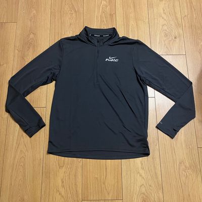 BNWT Nike Pacer Flash 1/2 Zip Running Top, M, Grey