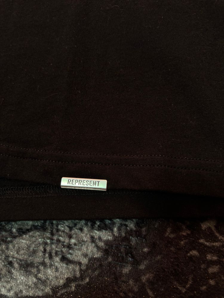 Represent Black T-Shirt image 4
