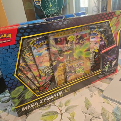 Mega Zygarde Gx Premium Collection