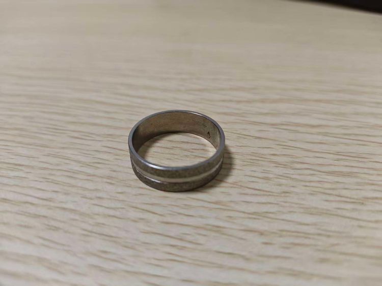 Metal Ring image 1