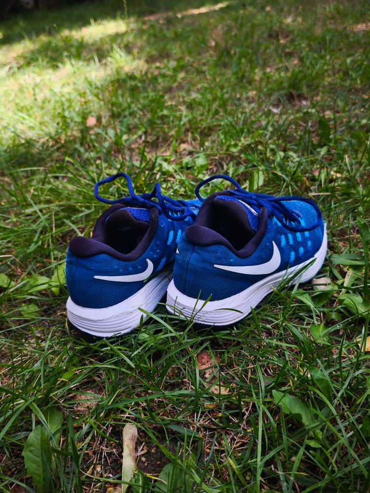 Nike Blue Running Shoes image 10