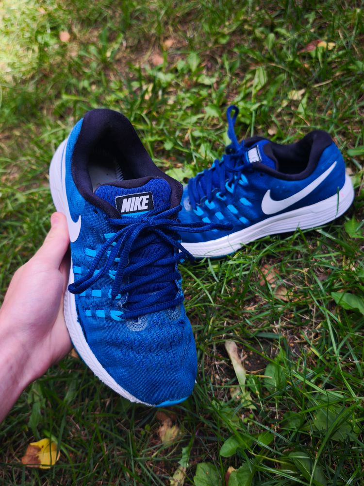 Nike Blue Running Shoes image 2