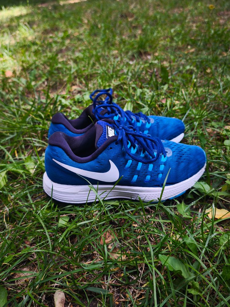 Nike Blue Running Shoes image 3