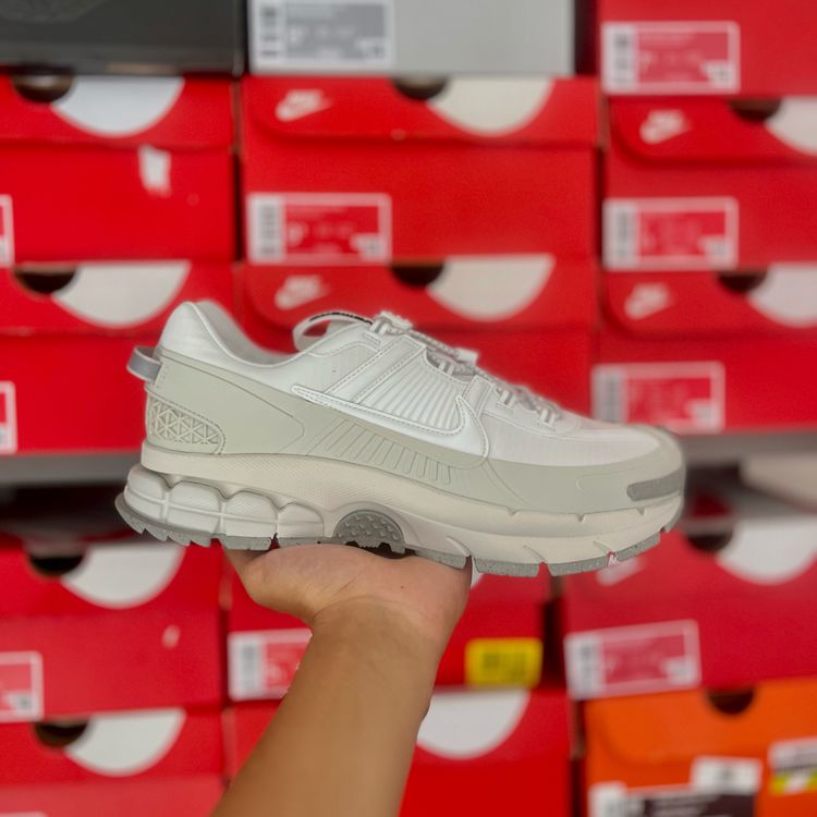 Nike Zoom Vomero 5 Taglia 44,5